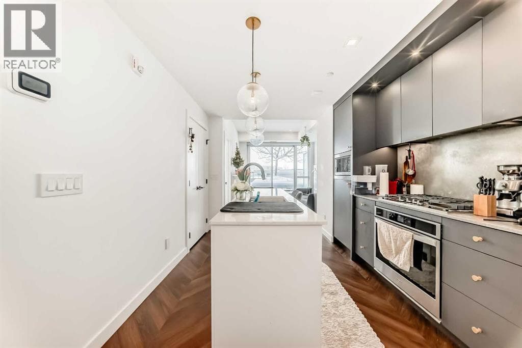 207, 8505 Broadcast Avenue SW — photo 3