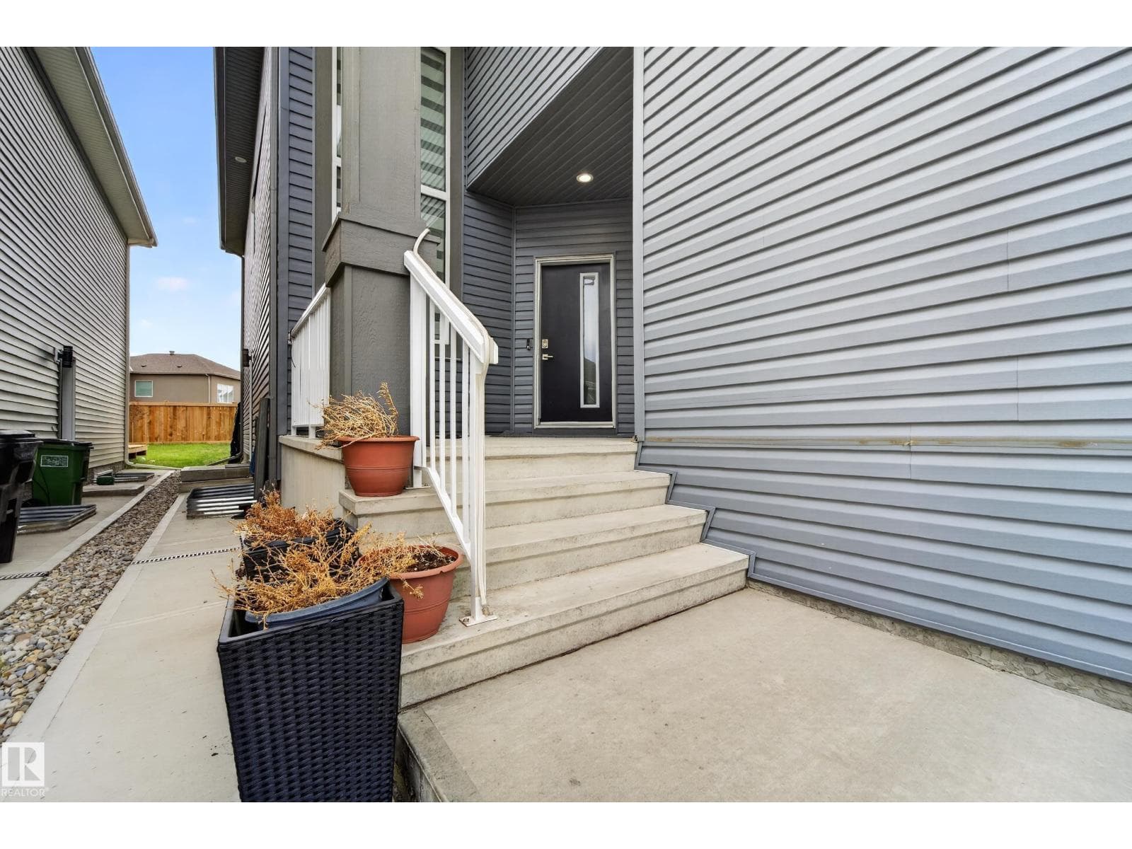 1231 26 ST NW — photo 5