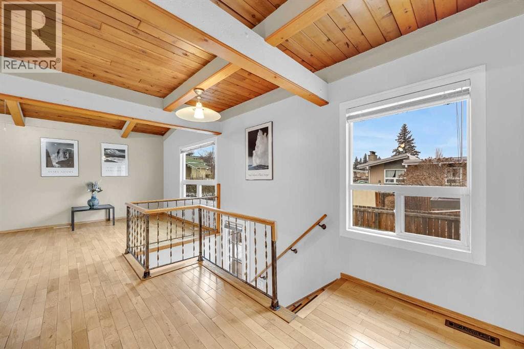 704, 11010 Bonaventure Drive SE — photo 2