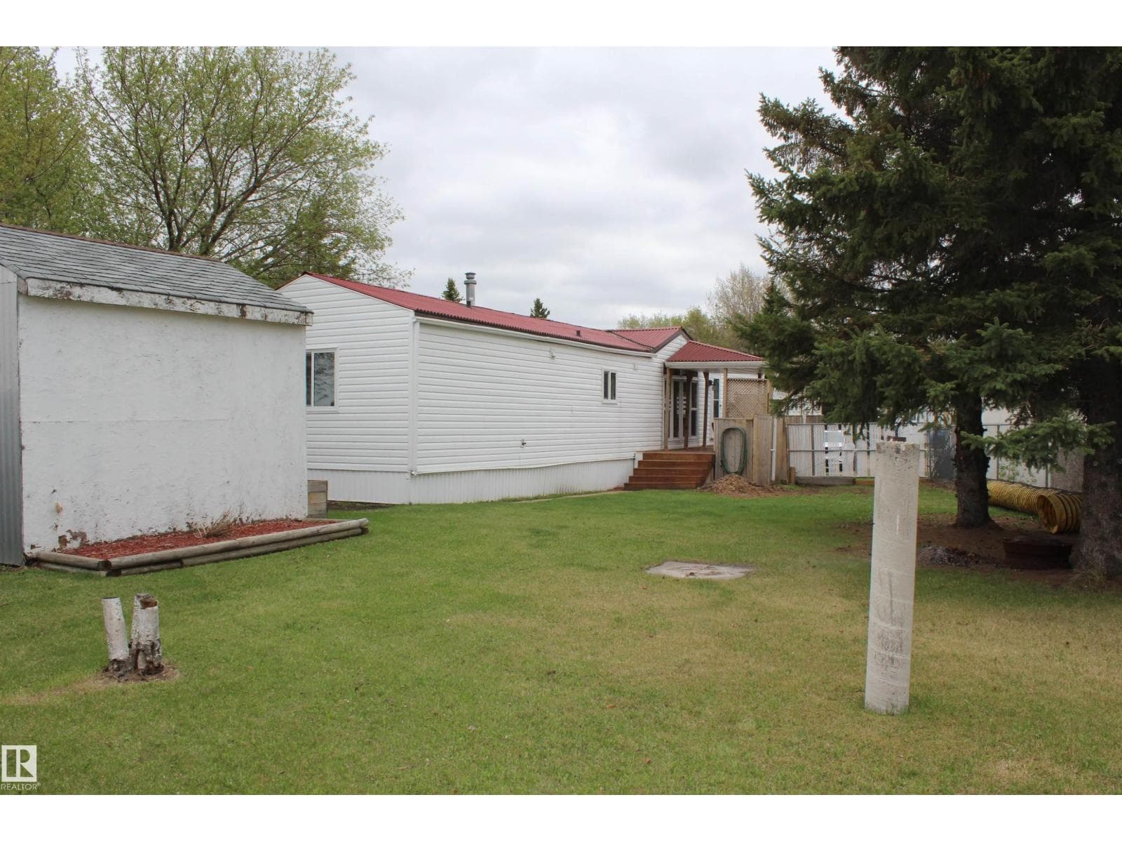 1118 Lakevista DR