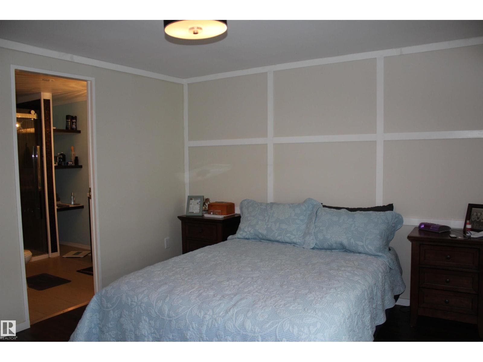 1118 Lakevista DR — photo 4