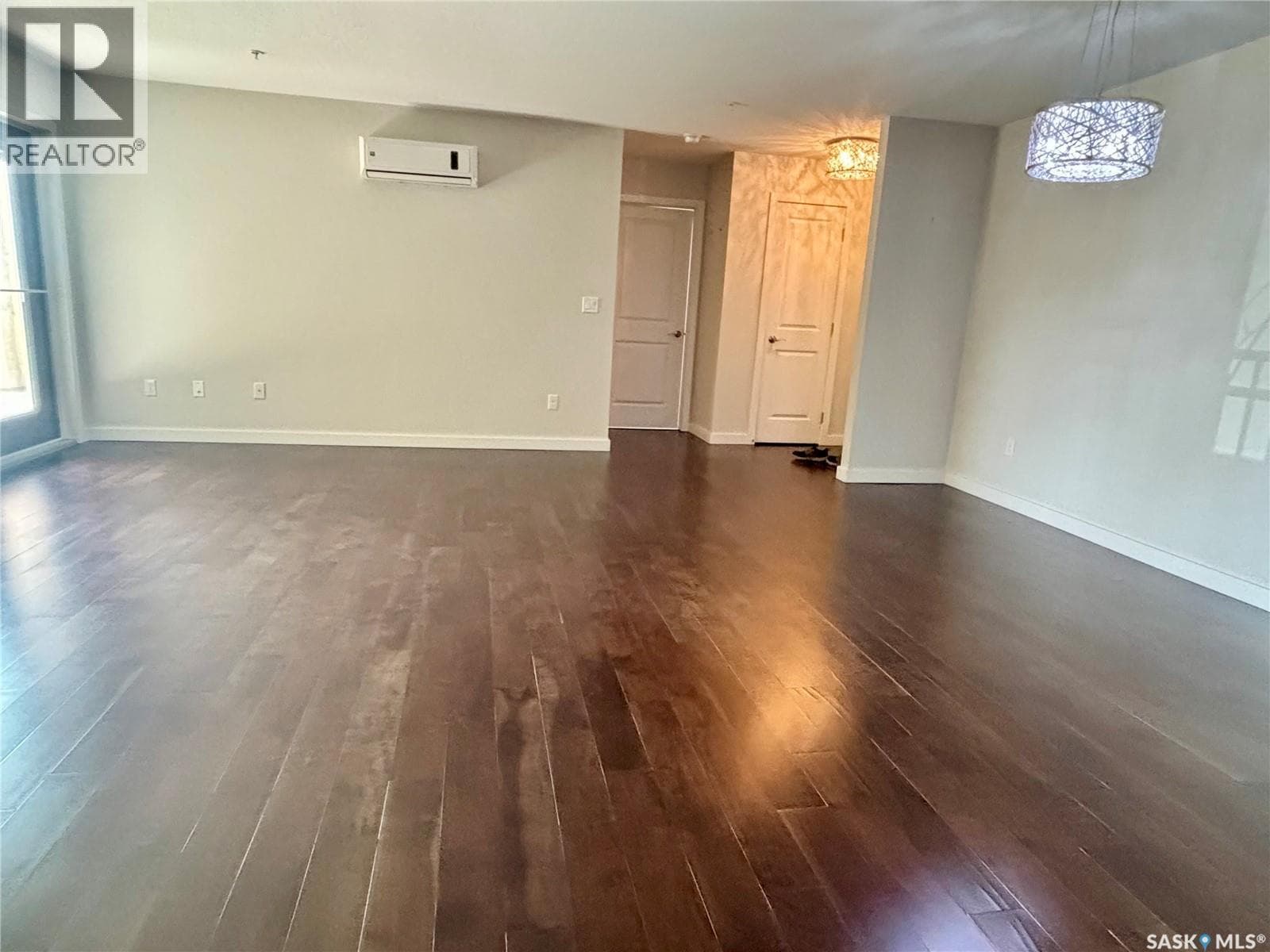 117 211 LEDINGHAM STREET — photo 4