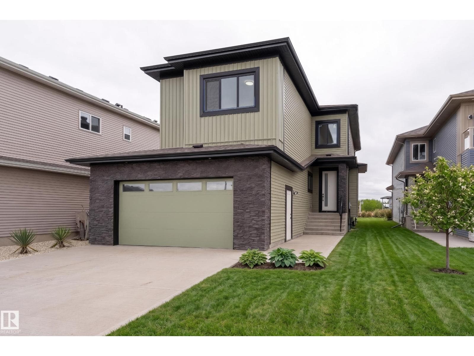 2408 63 AV NE