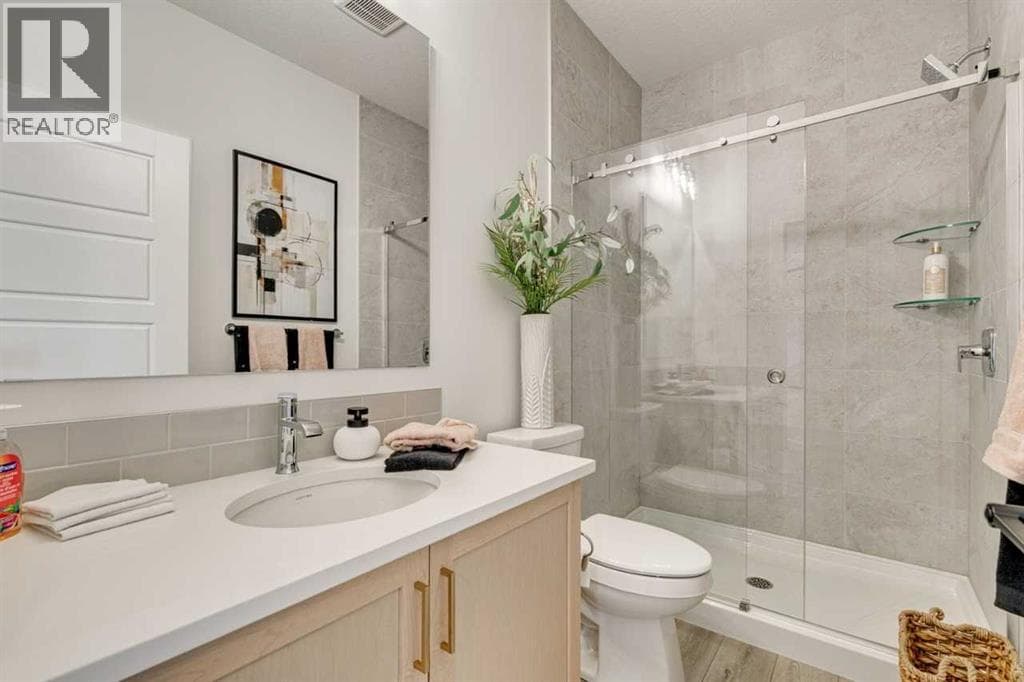 192 Lewiston Landing NE — photo 3