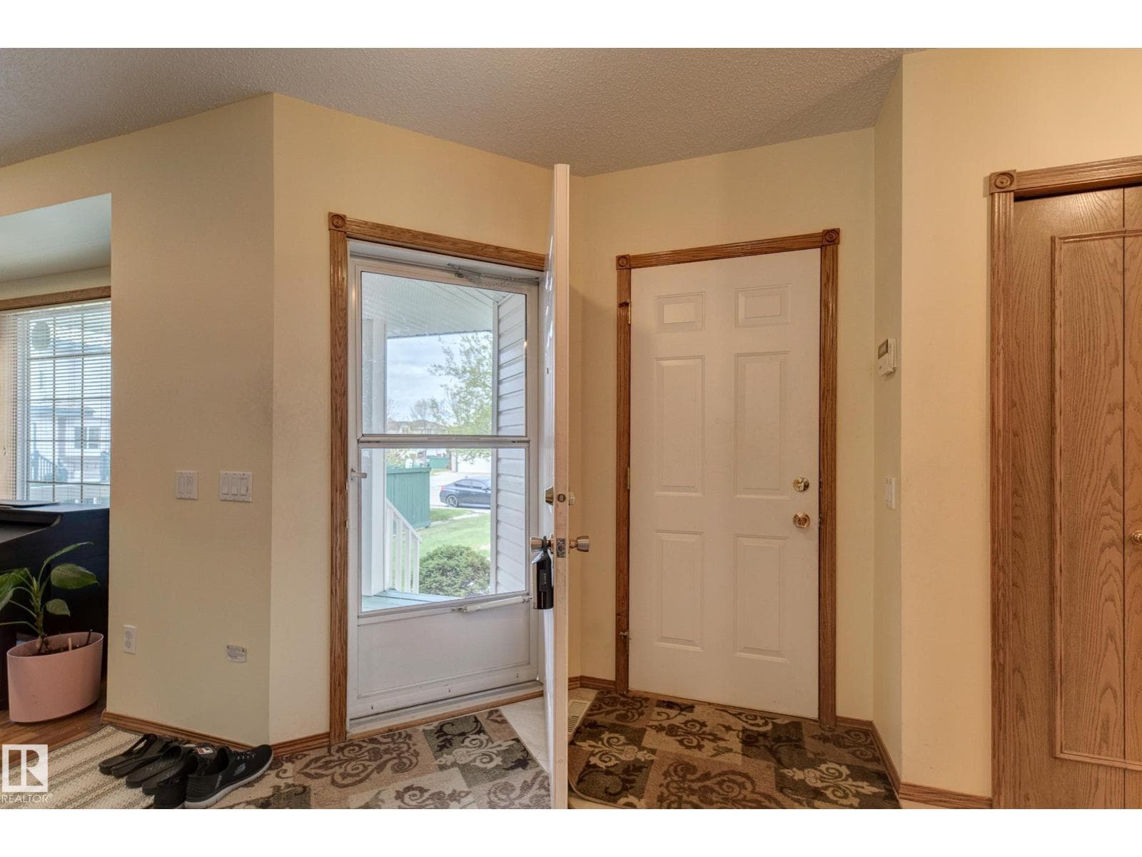 1003 BLACKBURN CL SW — photo 5