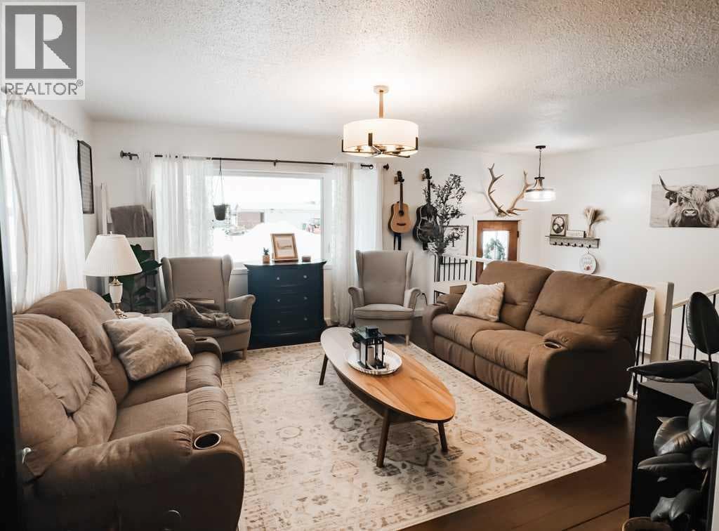 106157 Range Road 142 — photo 3