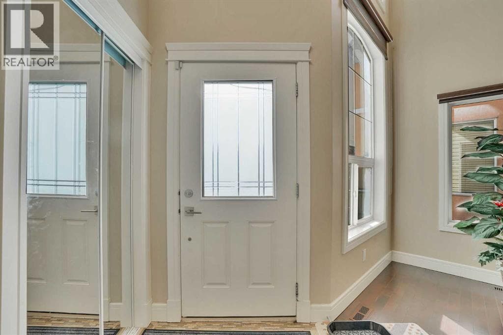 9 Saddlelake Grove NE — photo 4