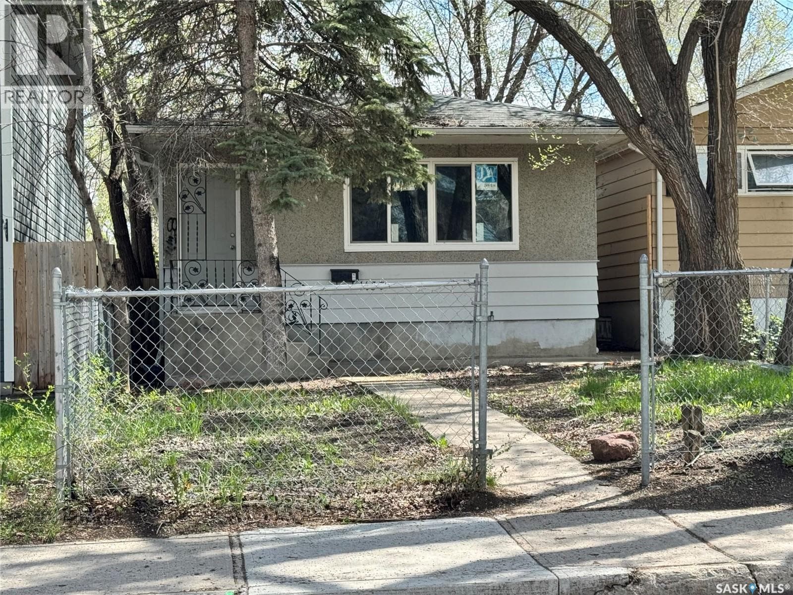 1157 Cameron STREET