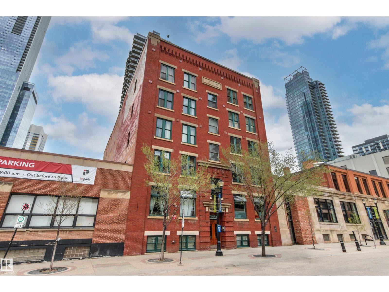 #401 10249 104 ST NW