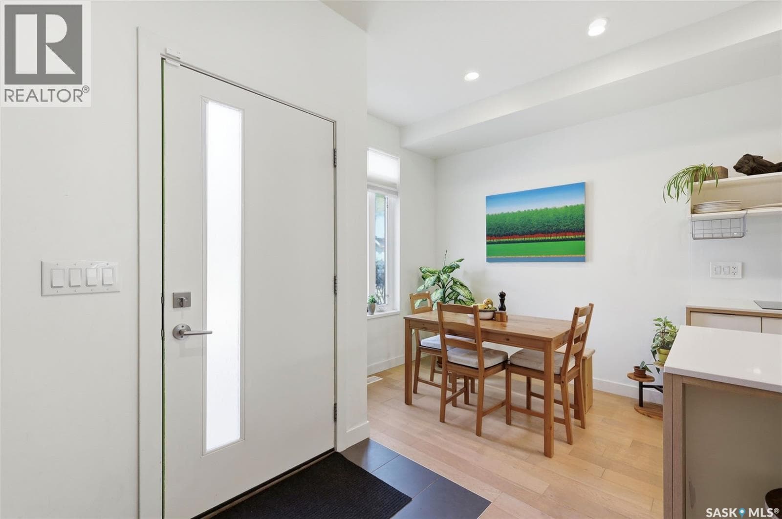 532 F AVENUE S — photo 3