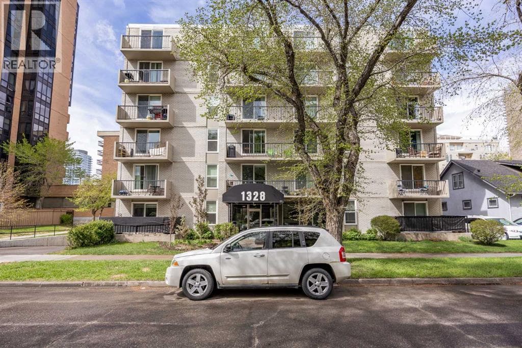 102, 1328 13 Avenue SW — photo 2
