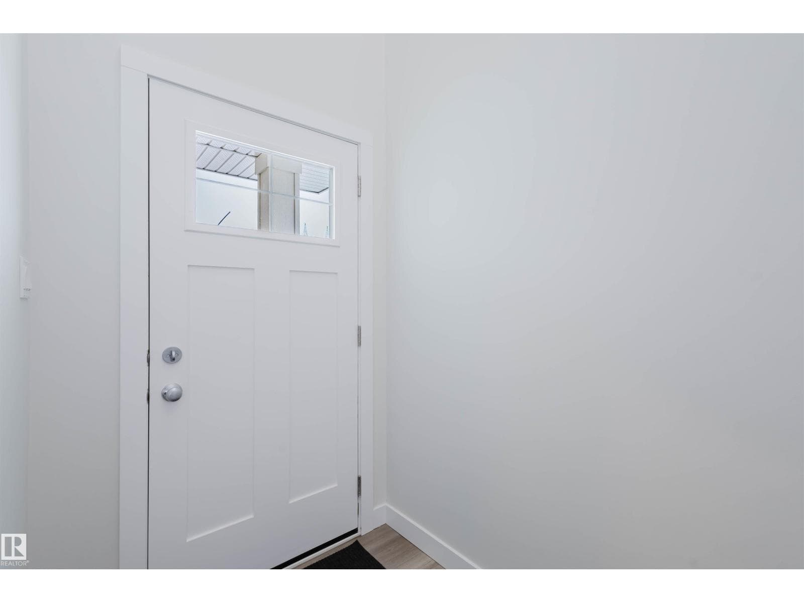 2831 191 ST NW — photo 3