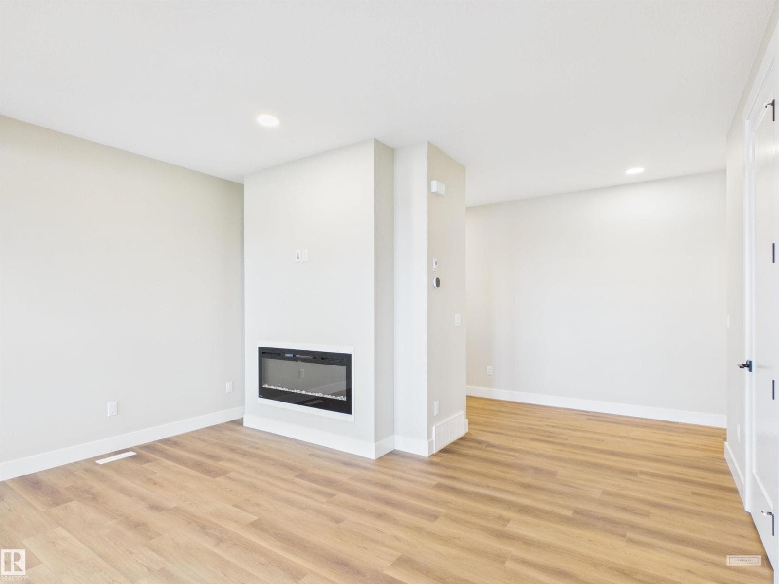 227 RAVINE DR — photo 4