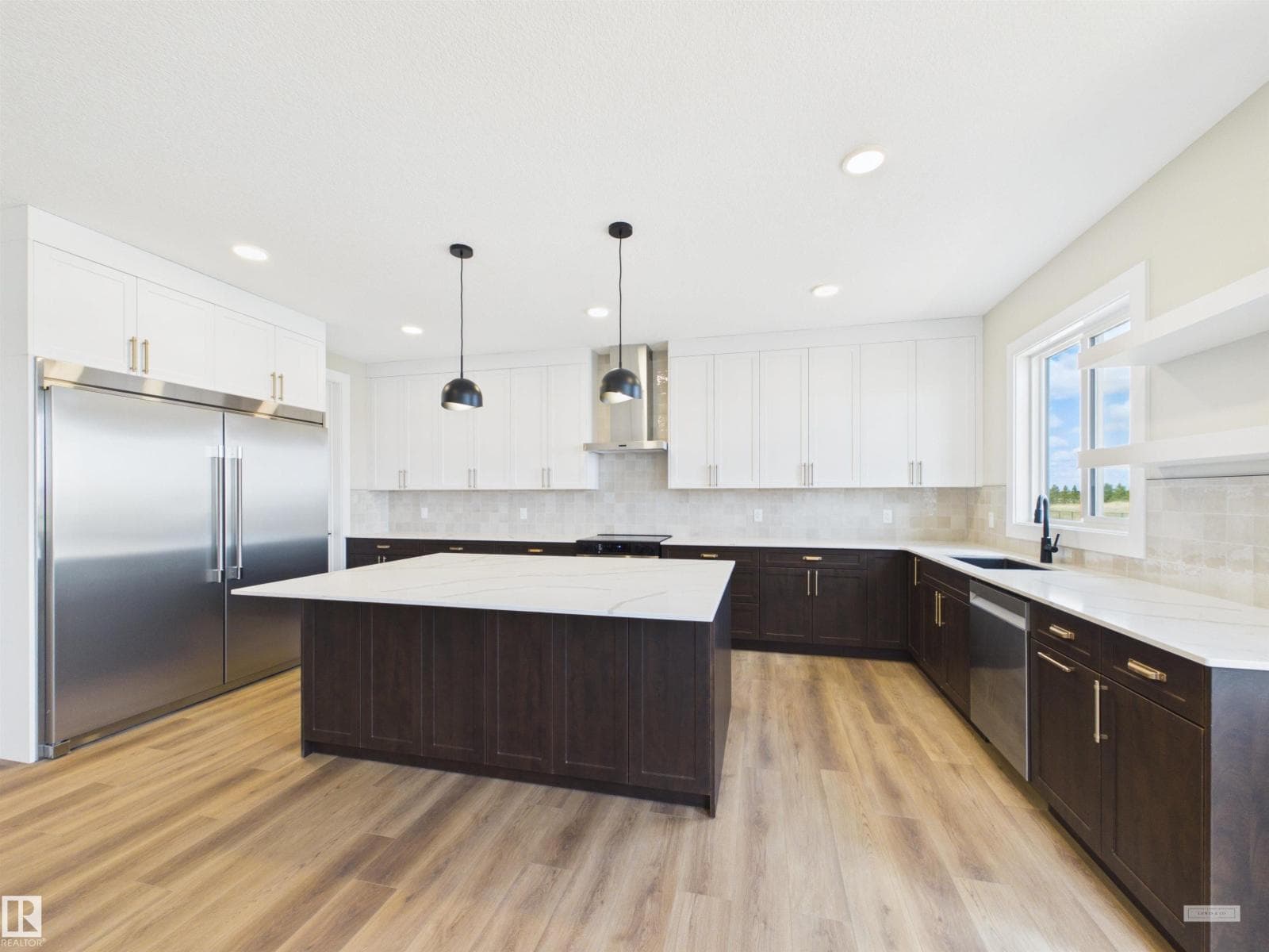 227 RAVINE DR