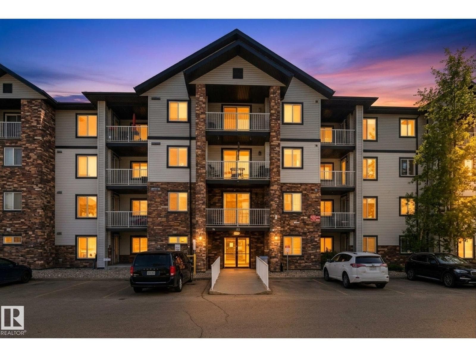 #410 42 SUMMERWOOD BV — photo 2
