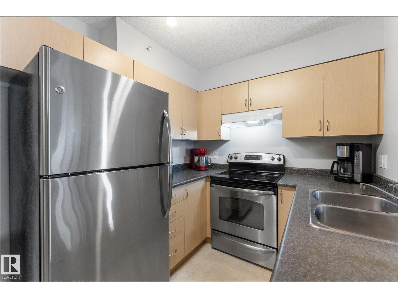 #410 42 SUMMERWOOD BV — photo 5