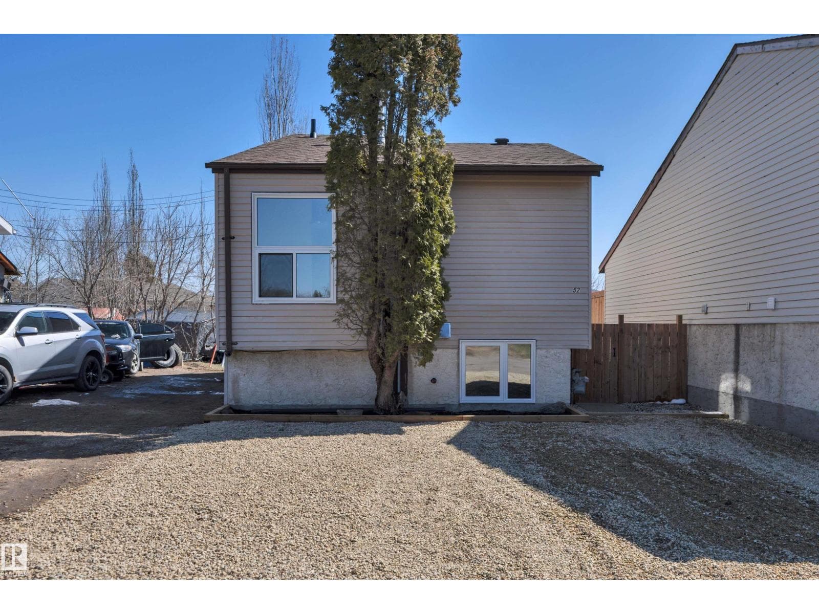 52 PIPESTONE DR