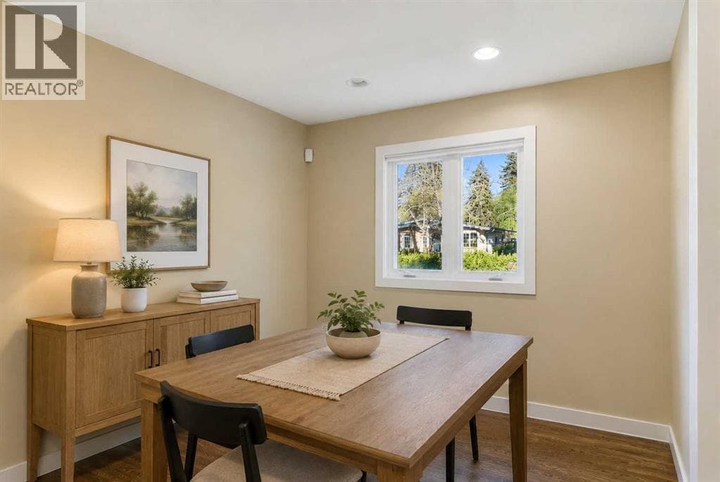 1211 Rosehill Drive NW — photo 3