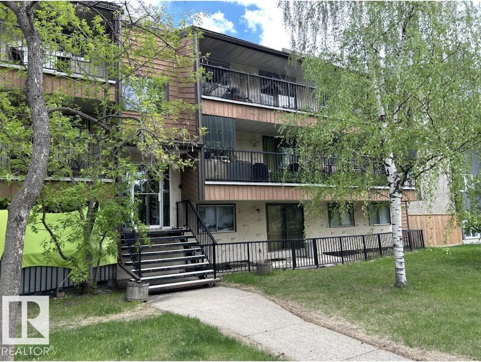 #10 10737 116 ST NW