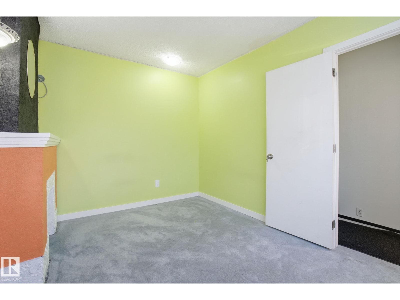 11514 92 ST NW — photo 4