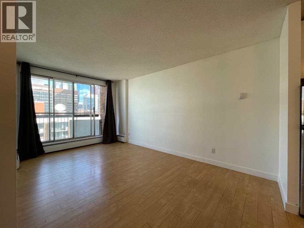 808, 340 14 Avenue SW — photo 5