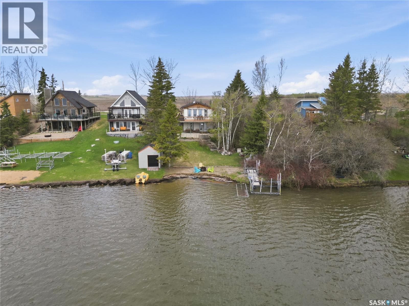 24 Lake AVENUE — photo 3