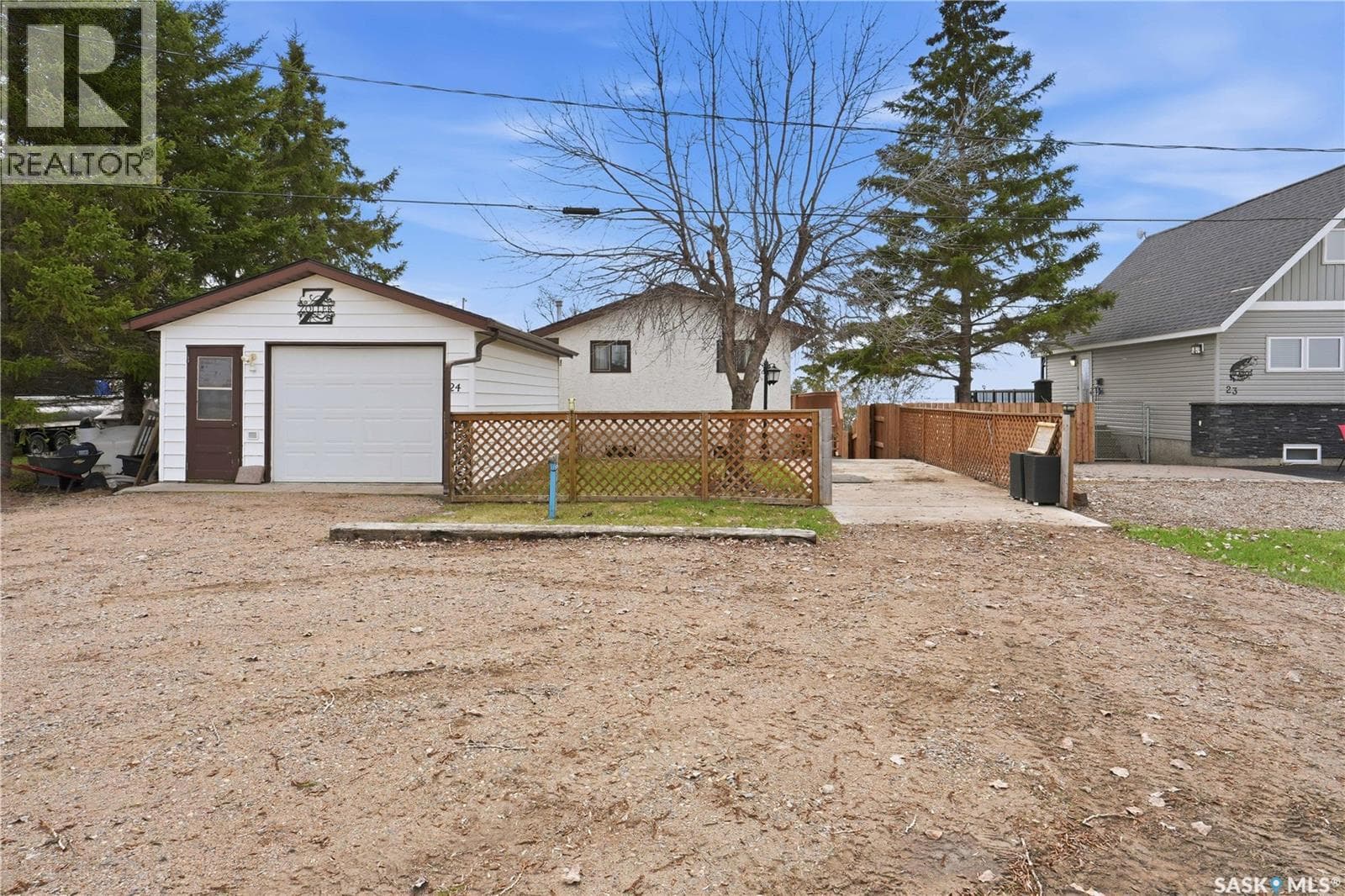 24 Lake AVENUE — photo 4