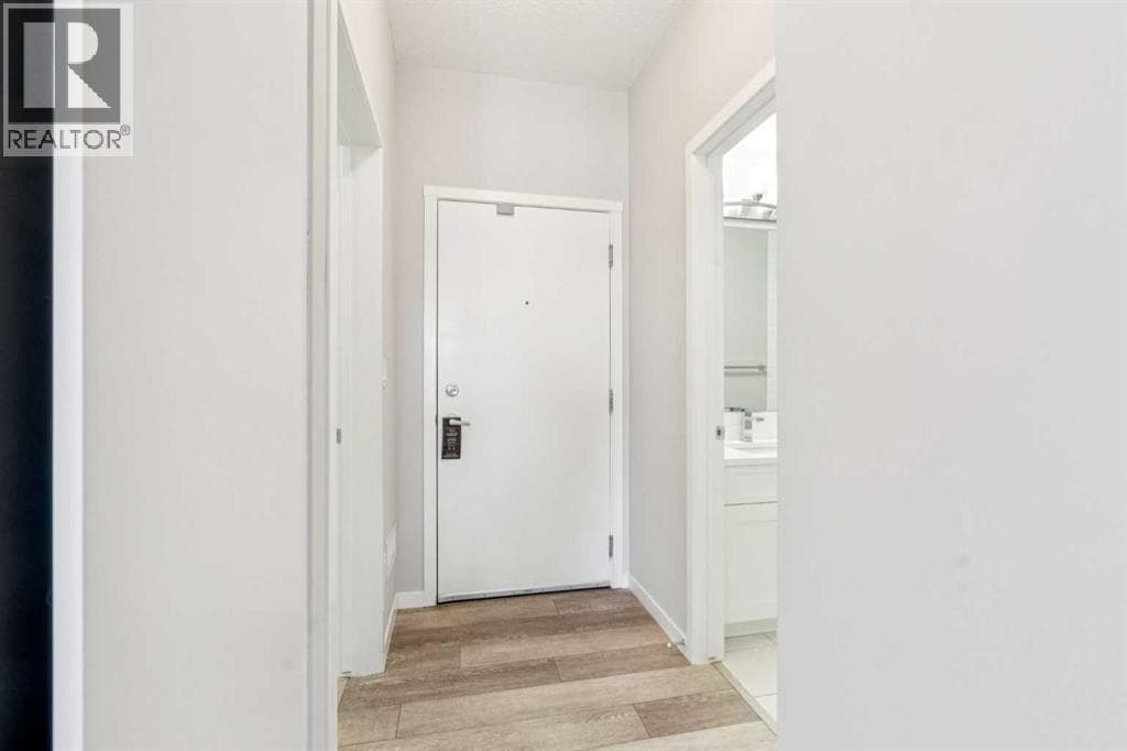 407, 370 Harvest Hills Common NE — photo 4