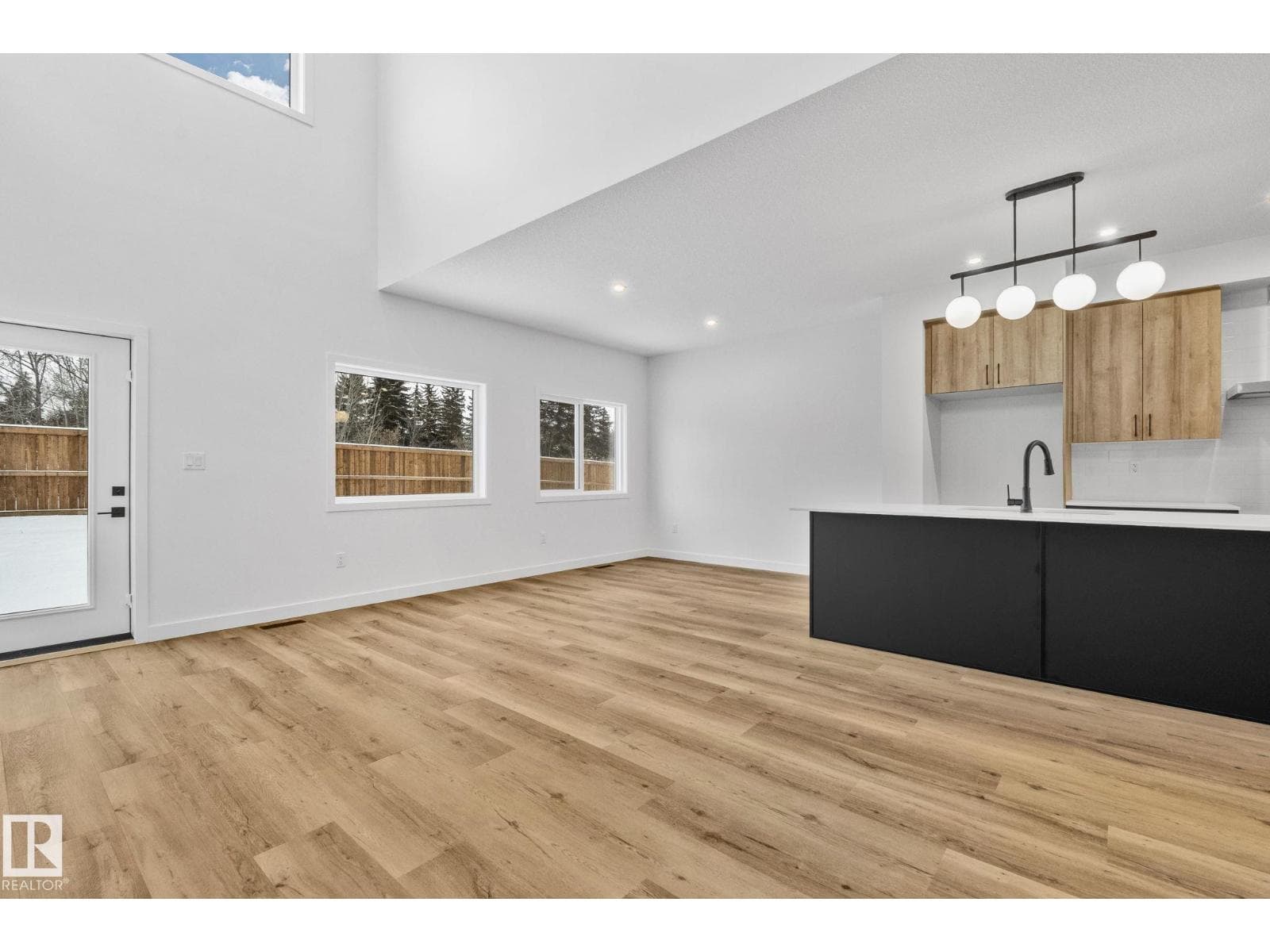 114 Royal Street — photo 4