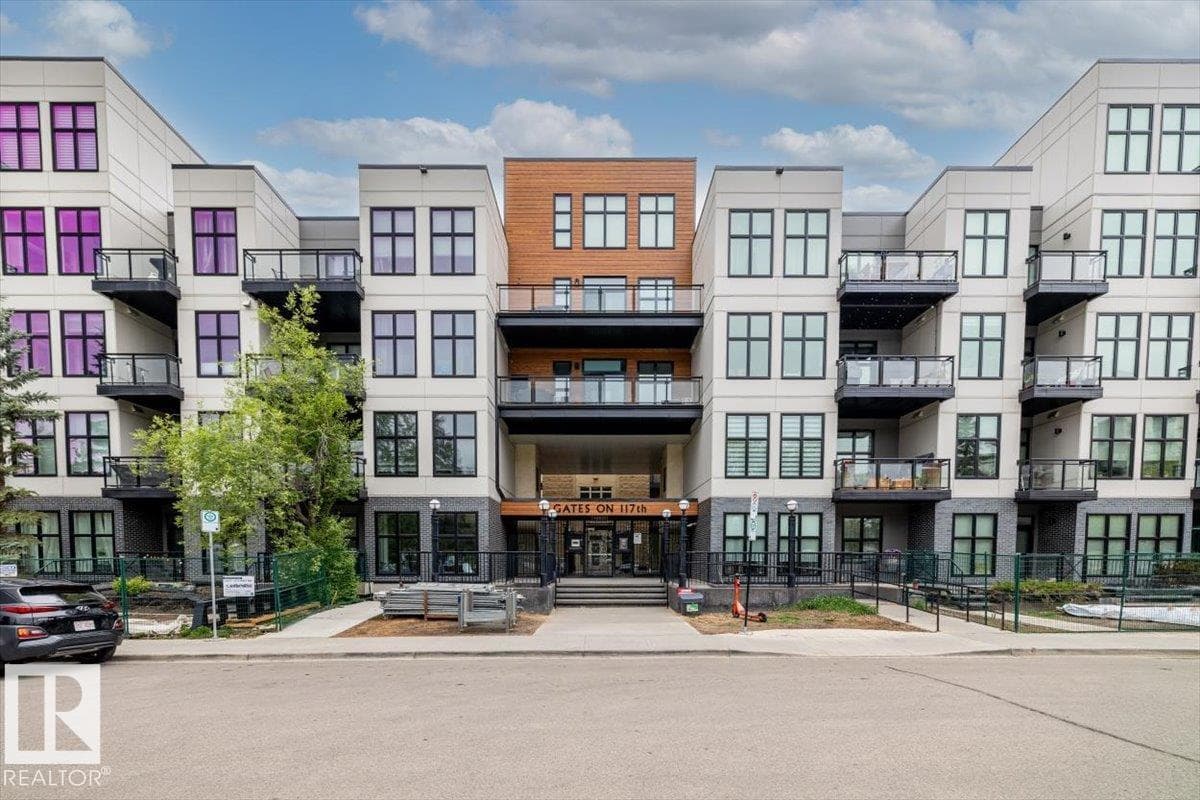 #228 10531 117 ST NW