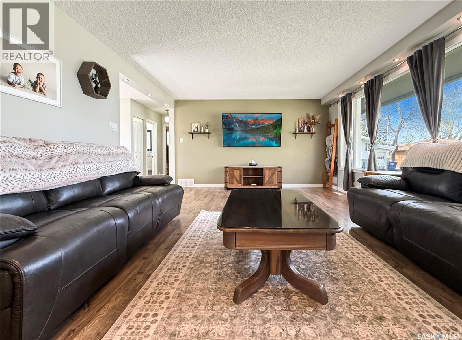 480 3rd AVENUE SE — photo 3
