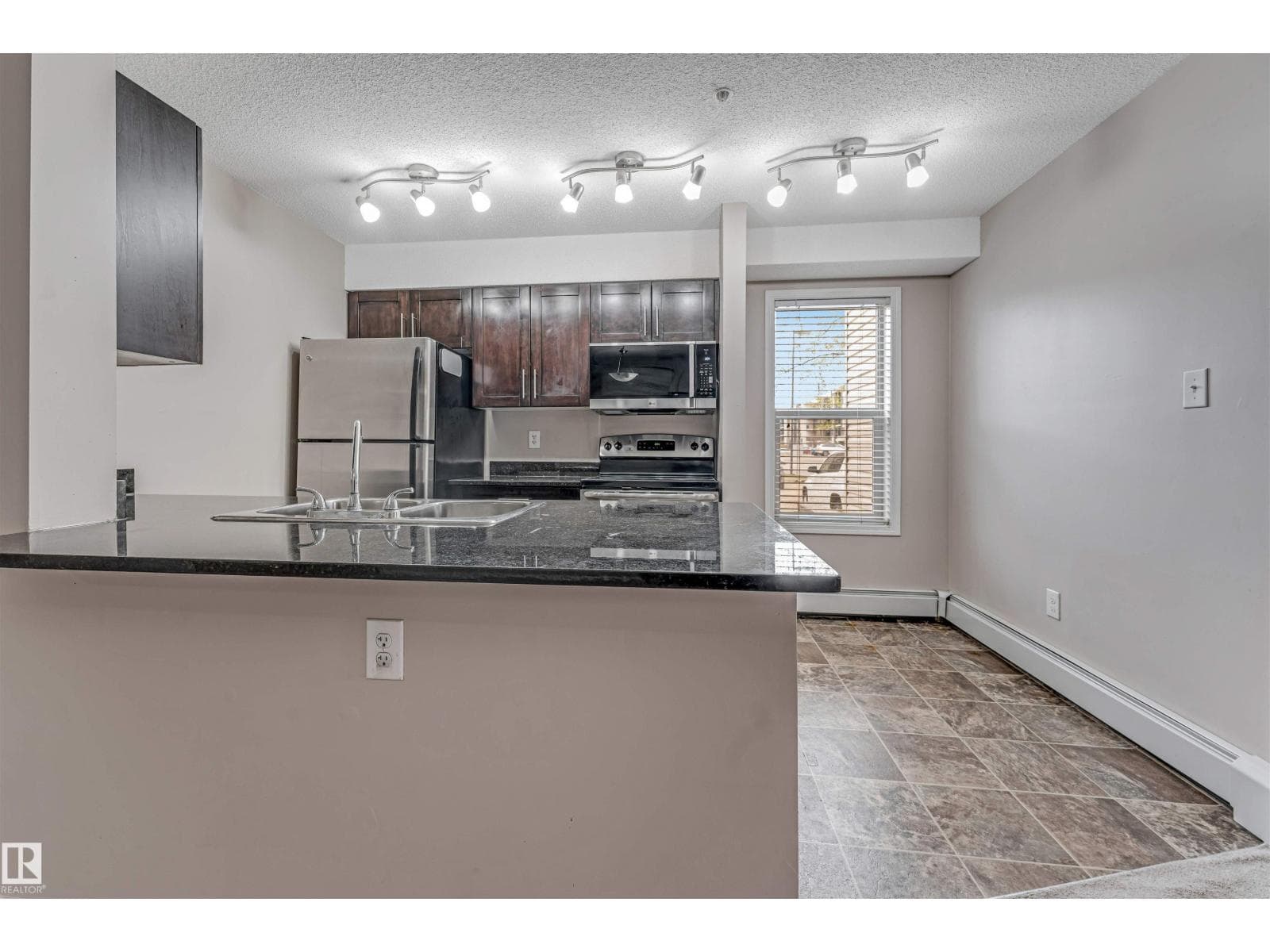 #118 11803 22 Ave SW — photo 3