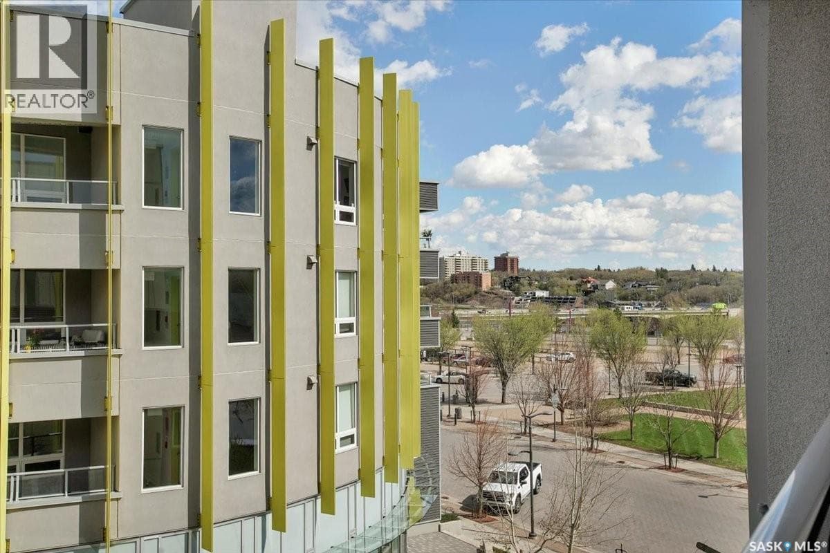 304 404 C AVENUE S — photo 3