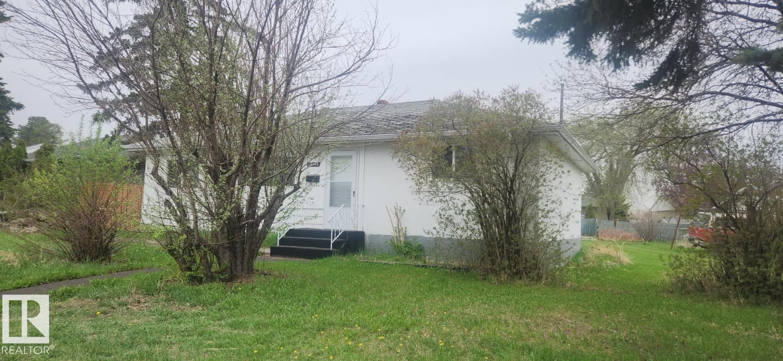 13904 135 AV NW