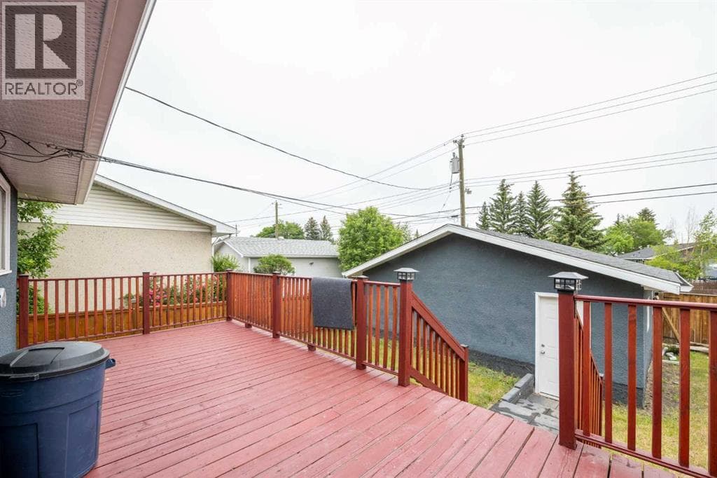 6036 4 Street NE — photo 4