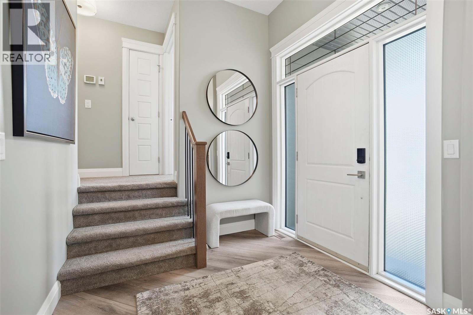 303 Brookmore CRESCENT — photo 2