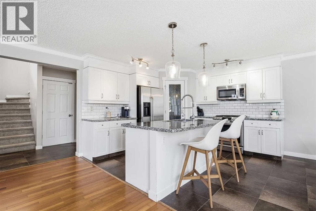 223 Copperfield Green — photo 3