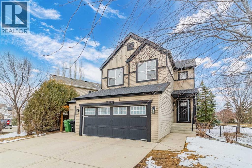 223 Copperfield Green