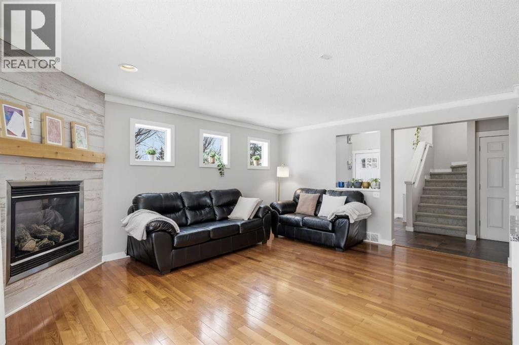 223 Copperfield Green — photo 5