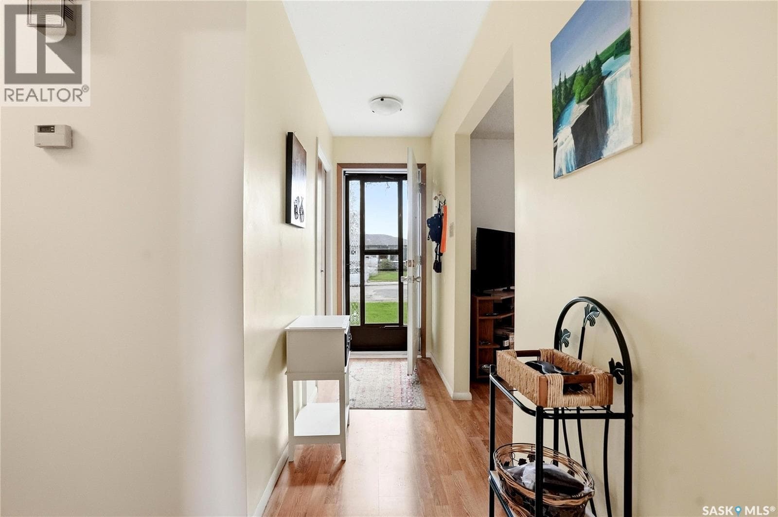 2362 Easthill — photo 3