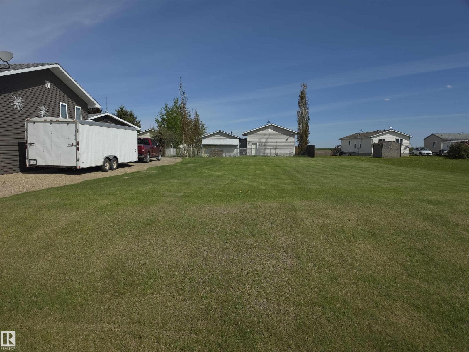 40 Woodbend Crescent