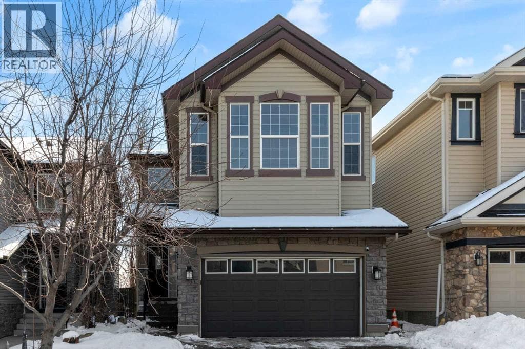 180 Kincora Drive NW