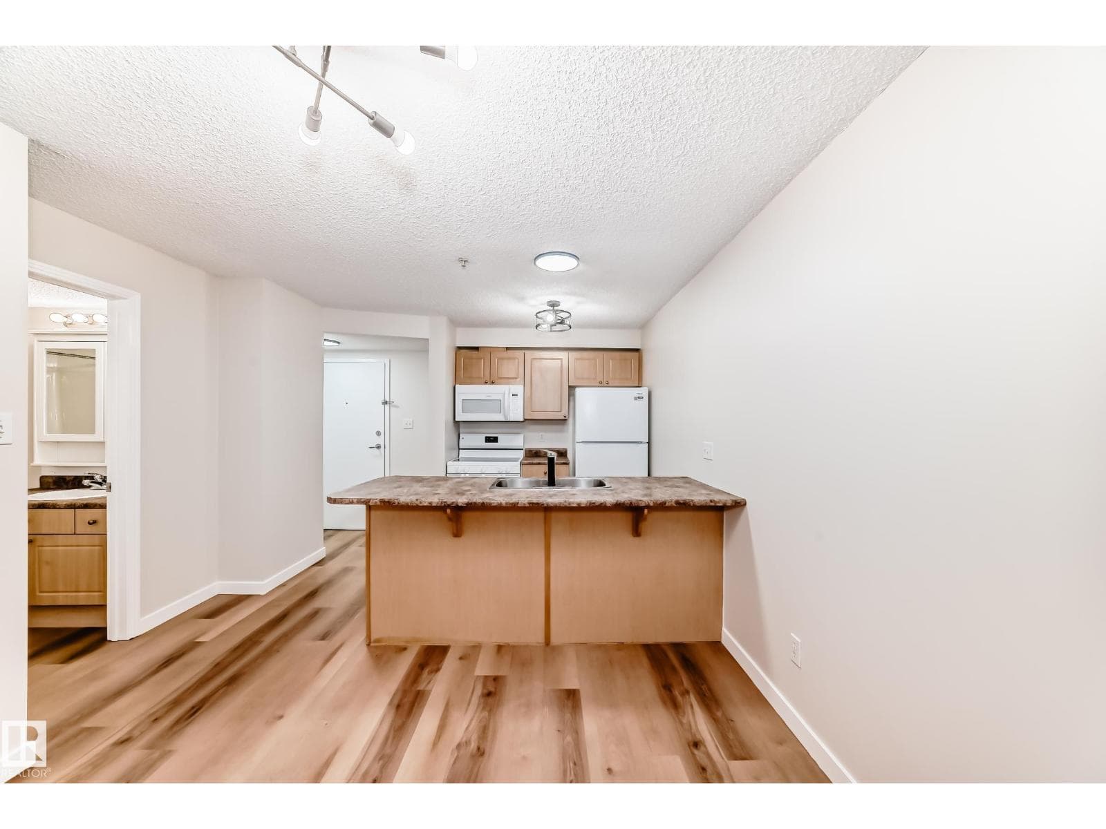 #108 12838 65 ST NW — photo 3