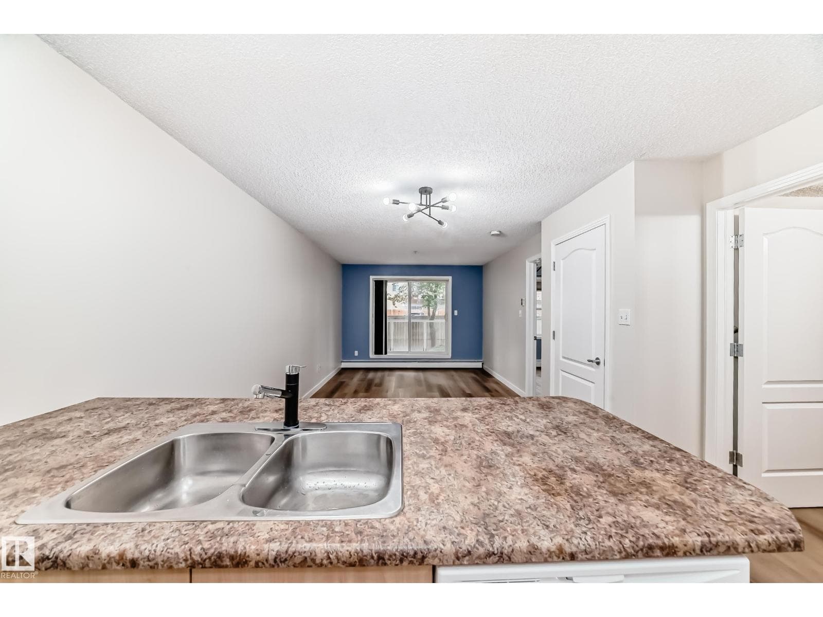 #108 12838 65 ST NW — photo 5