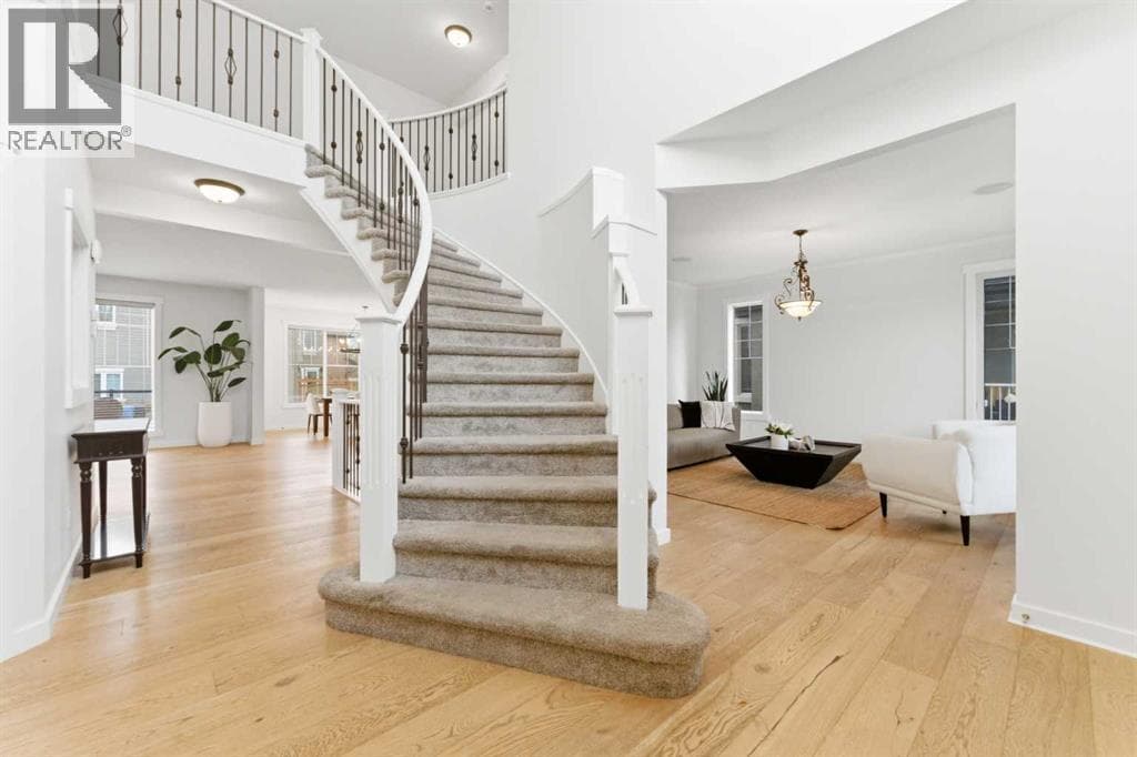335 Chapala Point SE — photo 3