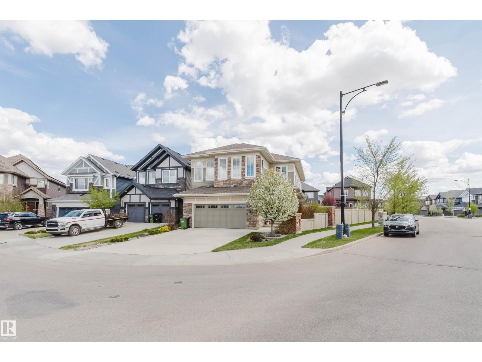 3571 KESWICK BV SW — photo 2