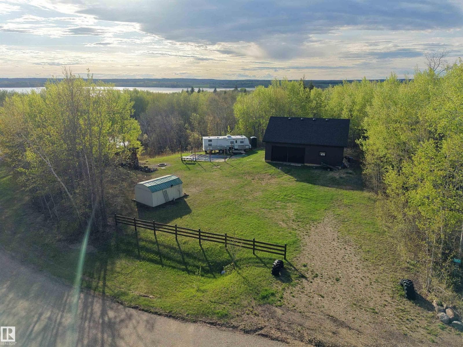 322 Mons Lake DR — photo 5