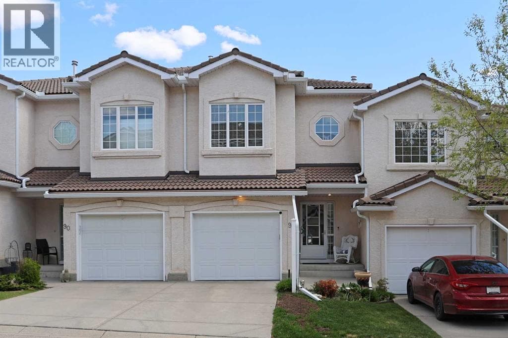 92 Hamptons Link NW