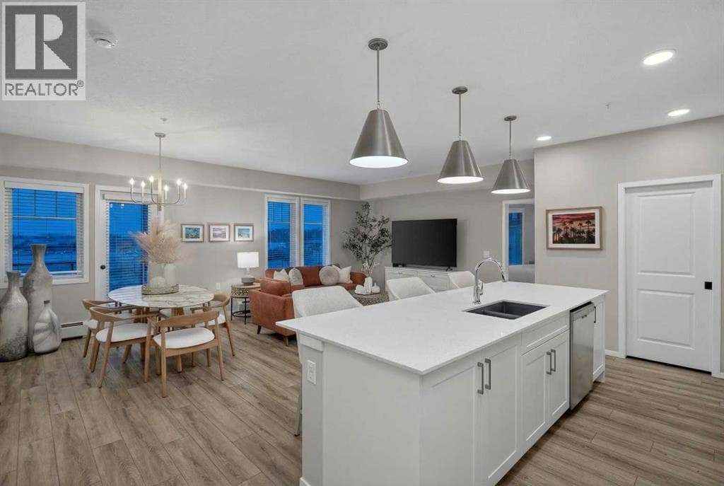 214, 140 Mahogany Street SE