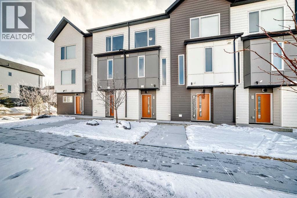 57 Skyview Ranch Avenue NE
